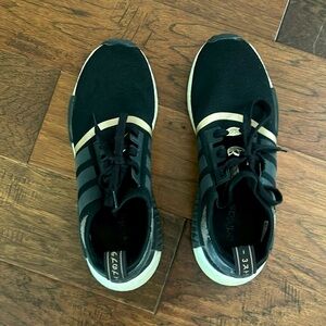 Adidas Black and Gold Tennis Shoes